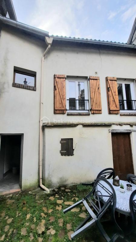 Immeuble - 99 m² - 3 pièces