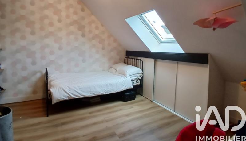 Maison - 145 m² - 9 pièces