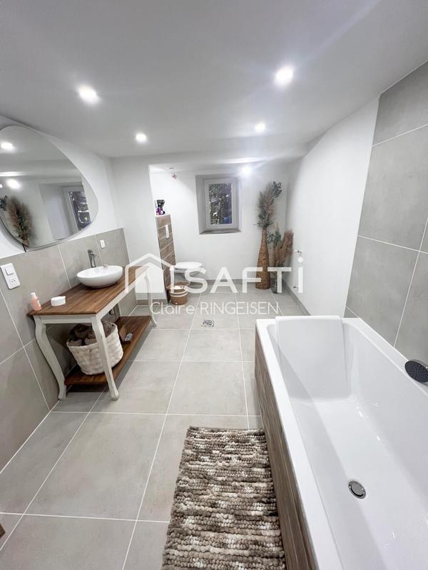 Maison - 126 m² - 4 pièces