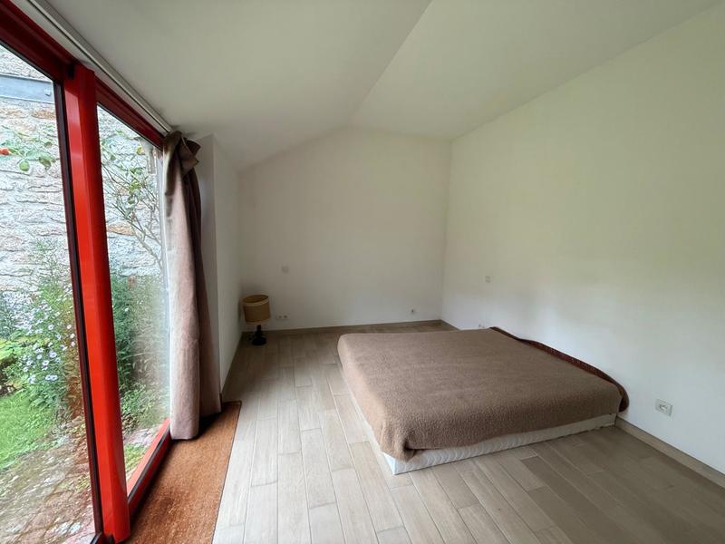 Maison - 207 m² - 12 pièces