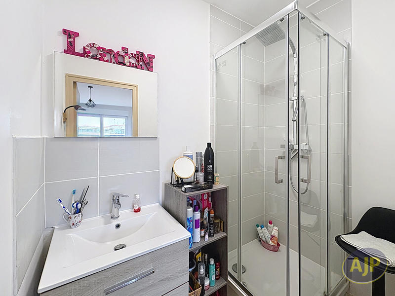 Appartement - 114 m² - 5 pièces