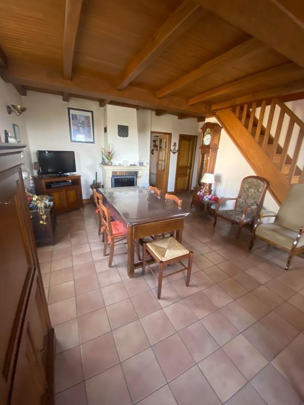 Maison - 151 m² - 5 pièces
