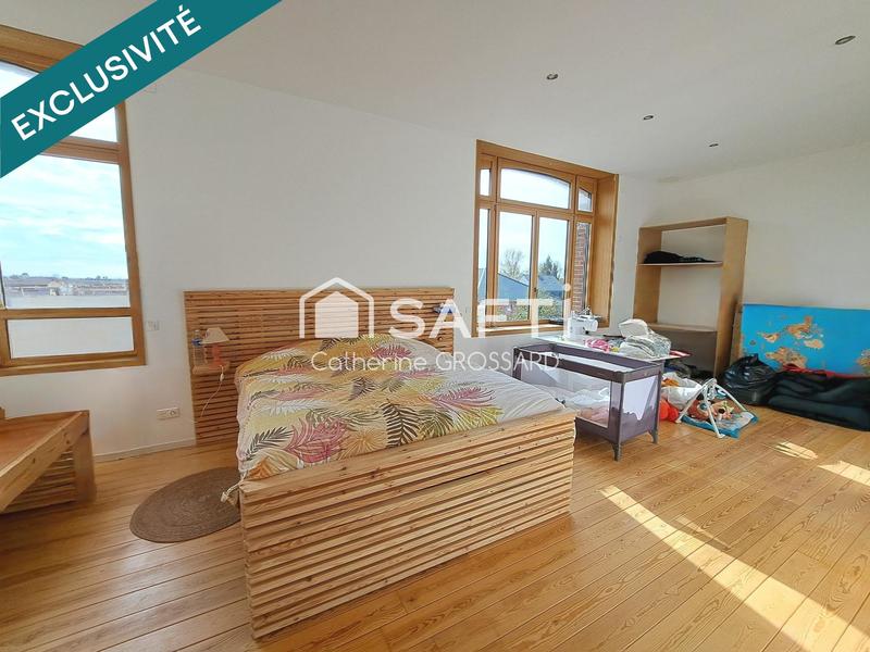 Maison - 300 m² - 10 pièces