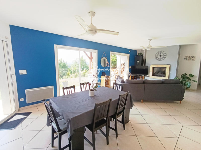 Maison - 144 m² - 5 pièces