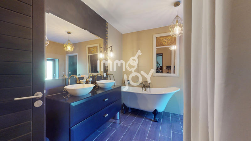 Maison - 135 m² - 5 pièces