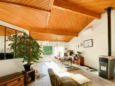 Maison - 150 m² - 5 pièces