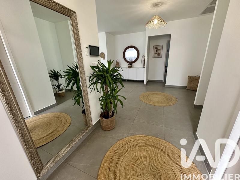 Maison - 163 m² - 6 pièces