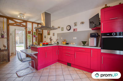 Maison - 180 m² - 7 pièces