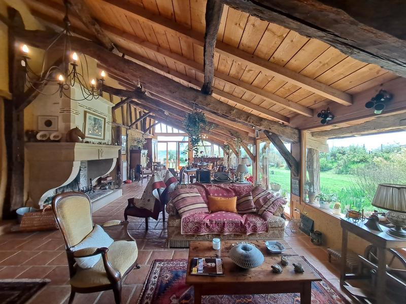 Maison - 246 m² - 6 pièces