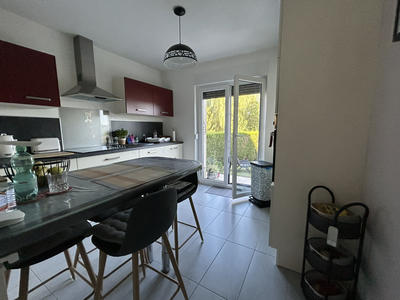 Maison - 85 m² - 4 pièces