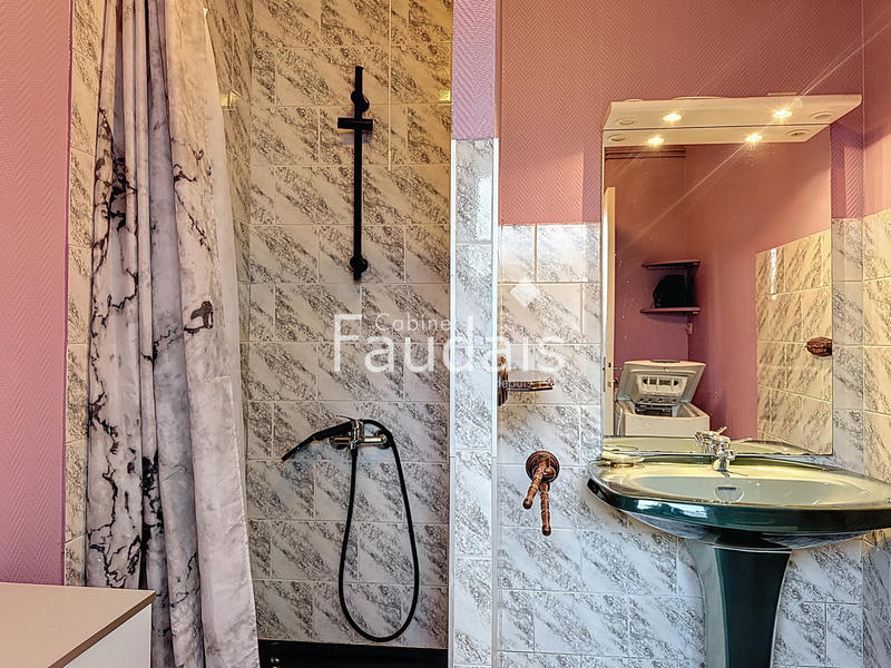 Maison - 85 m² - 5 pièces