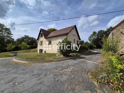 Maison - 200 m² - 7 pièces