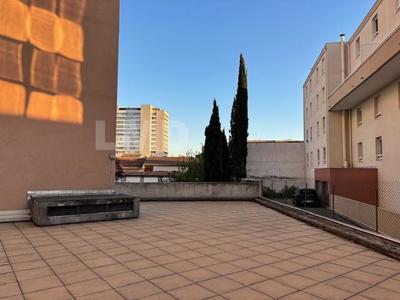 Entrepôt - 87 m² - 2 pièces