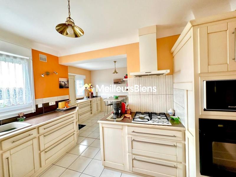 Maison - 115 m² - 6 pièces