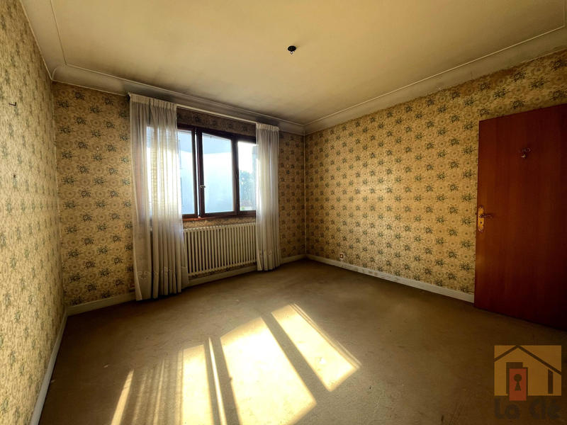 Maison - 180 m² - 6 pièces