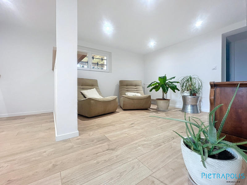 Maison - 130 m² - 6 pièces