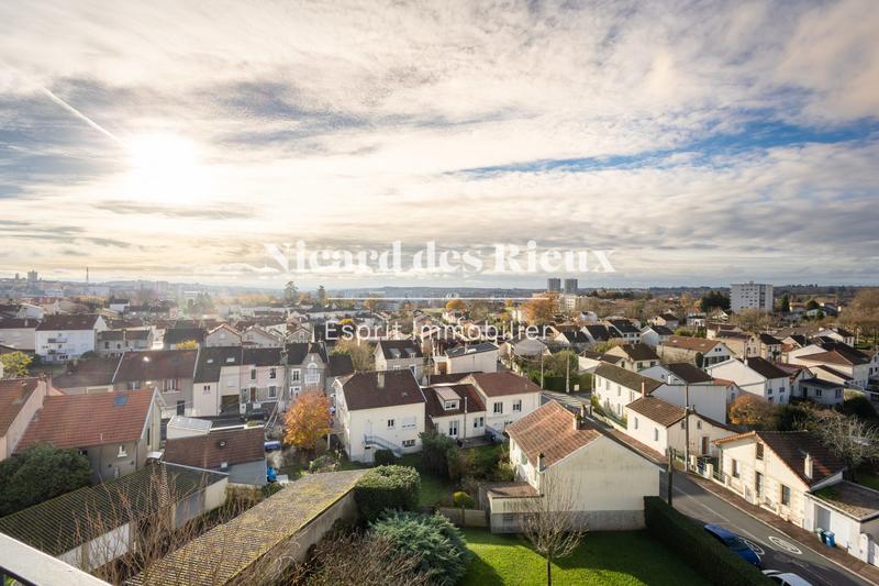 Appartement - 69 m² - 4 pièces