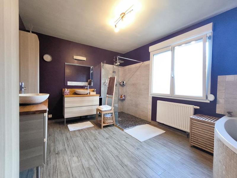 Maison - 160 m² - 6 pièces