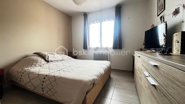 Maison - 96 m² - 4 pièces