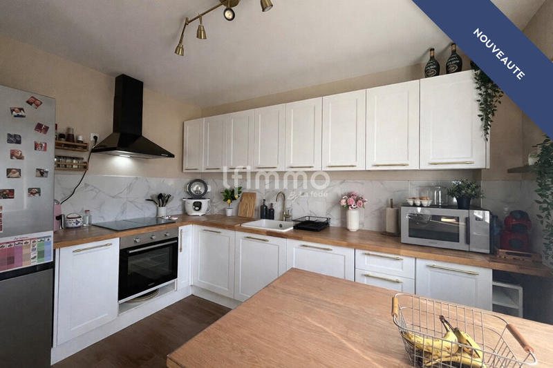 Maison - 92 m² - 5 pièces