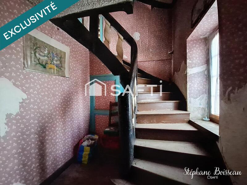 Maison - 219 m² - 7 pièces