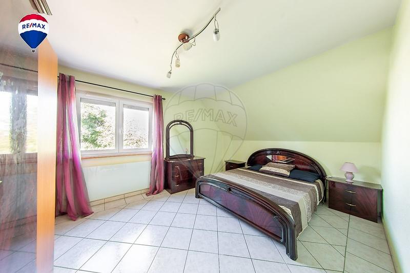 Maison - 143 m² - 6 pièces