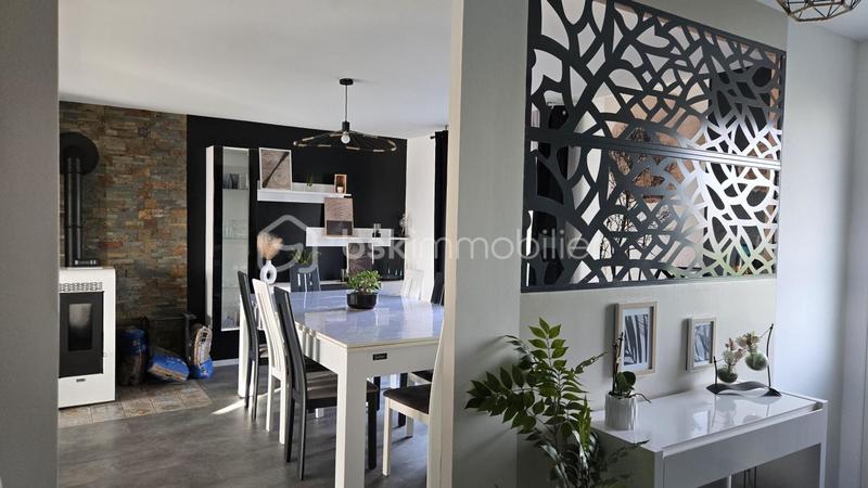 Maison - 149 m² - 6 pièces