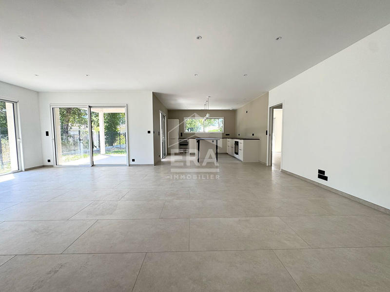 Maison - 131 m² - 5 pièces