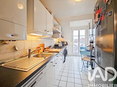 Appartement - 100 m² - 5 pièces