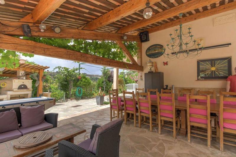 Maison - 131 m² - 5 pièces