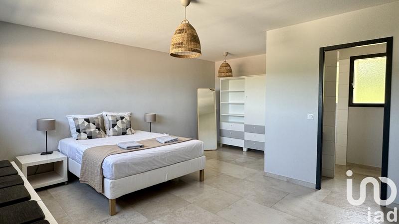 Maison de maîtres - 214 m² - 8 pièces