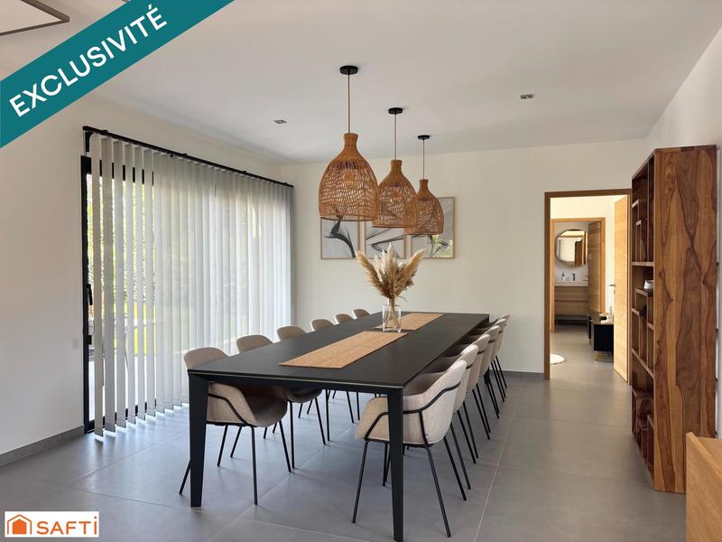 Maison - 314 m² - 6 pièces