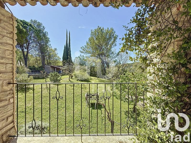 Maison - 355 m² - 6 pièces