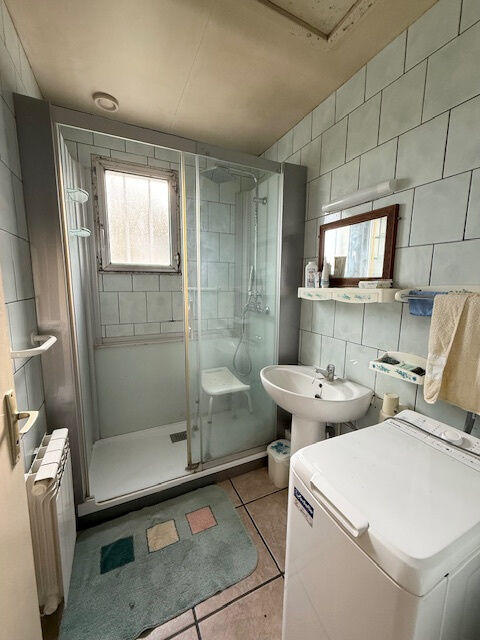 Maison - 99 m² - 5 pièces