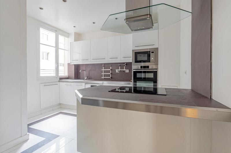 Appartement - 125 m² - 5 pièces