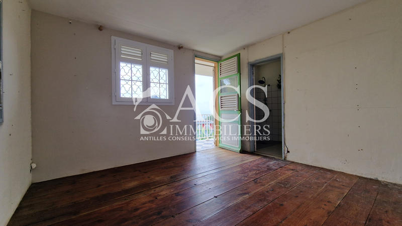 Maison - 140 m² - 4 pièces