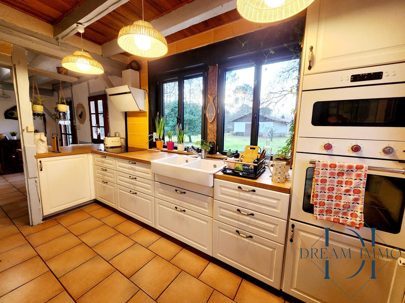 Maison ancienne - 160 m² - 9 pièces