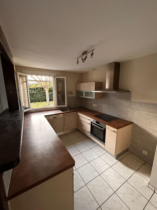 Maison - 137 m² - 6 pièces