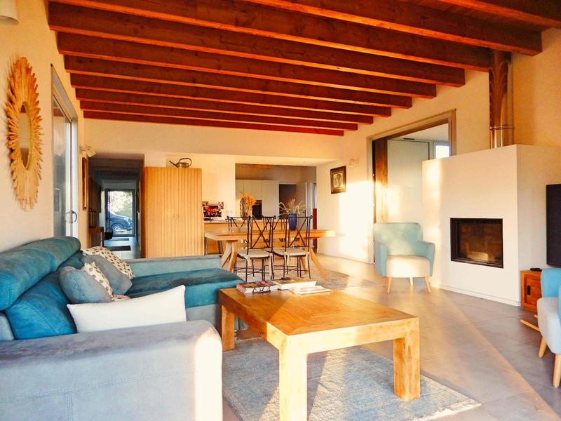 Maison - 391 m² - 9 pièces