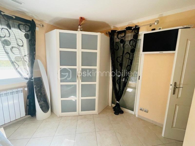 Maison traditionnelle - 105 m² - 4 pièces