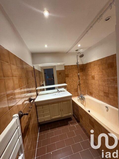 Appartement - 80 m² - 3 pièces