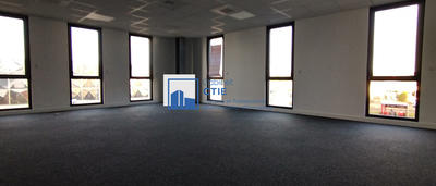 Bureau - 133 m²