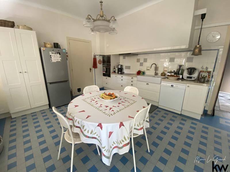 Maison - 169 m² - 7 pièces