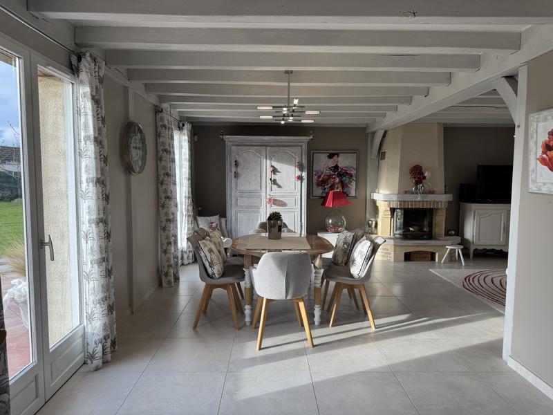 Maison - 96 m² - 4 pièces