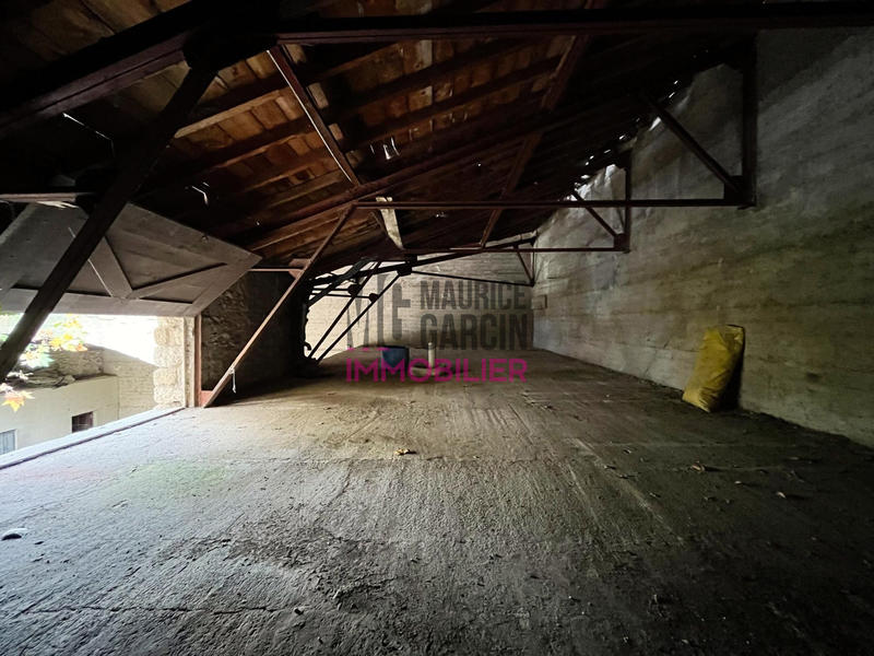 Maison - 200 m² - 6 pièces