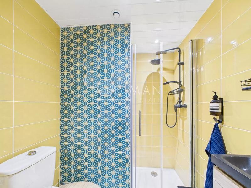 Loft - 86 m² - 4 pièces