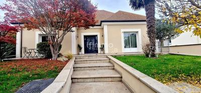 Maison - 378 m² - 7 pièces