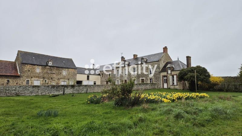 Maison - 180 m² - 6 pièces