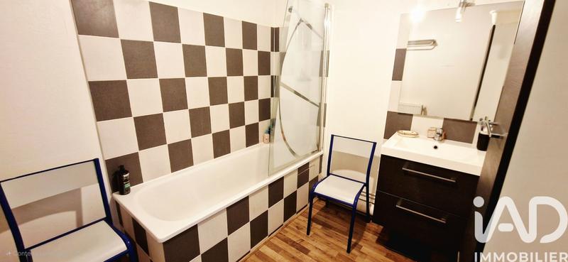 Appartement - 93 m² - 5 pièces