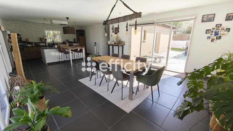 Villa - 173 m² - 6 pièces